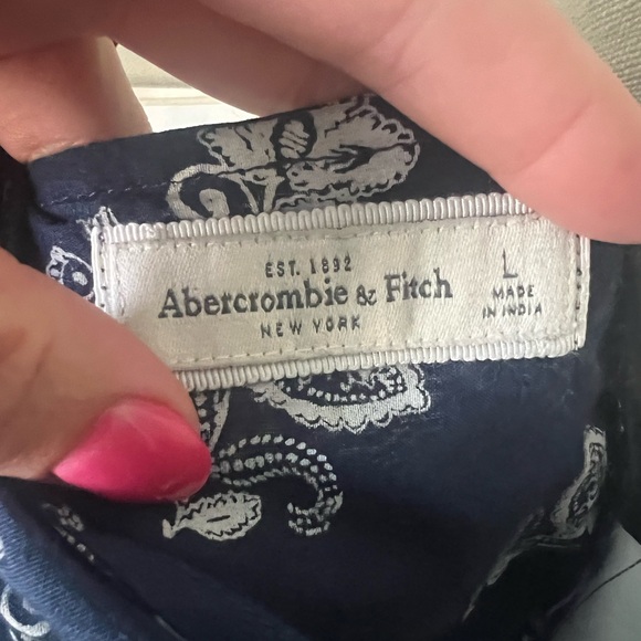 A&F Crop Top - Picture 3 of 3